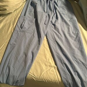 Hanes women’s scrub joggers large petite